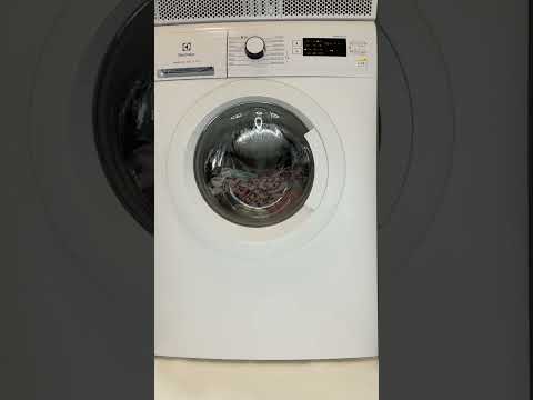 Electrolux time care 500 EW2F2027R1:Main wash with long tumbles