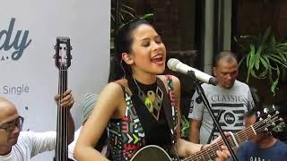 Download lagu Maudy Ayunda - Jakarta ramai mp3