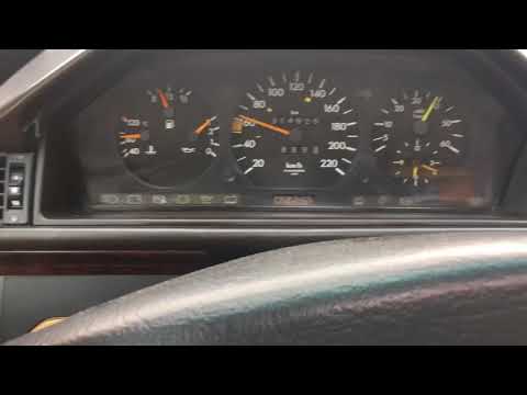 Mercedes Benz W124 300 D Automatic Acceleration 0-100