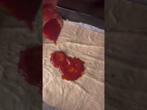 Ava Karabatić pravi Pizzu 🍕