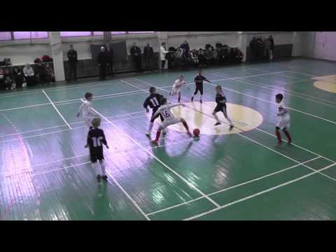 Арсенал-2 (2007) - ДЮСШ-4 (2007). 13/12/2015. ХИСИ.