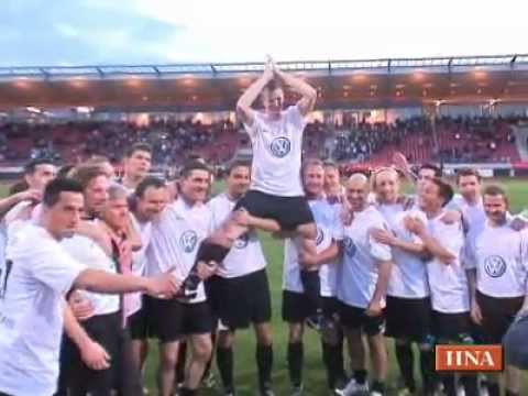 Abschied von Thorsten Bauer: Das letzte Spiel des KSV-Fußballgotts in Bildern