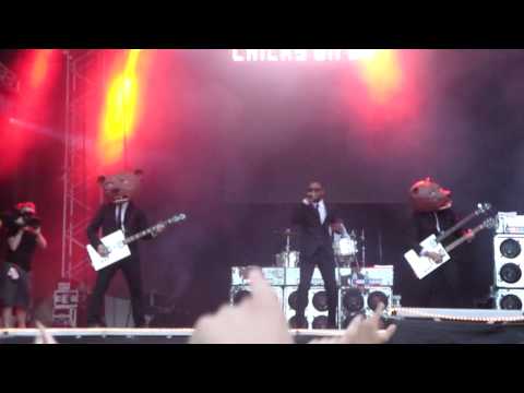 Teddybears - Rocket Scientist ~ @ Peace & Love 2011