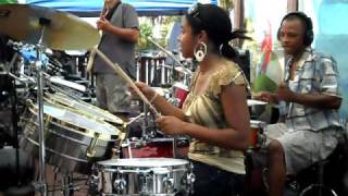 Chanel Bracy-Taylor drumming w/ Dennis Ford of the Diva G Band @ Sneaky Petes pt.III