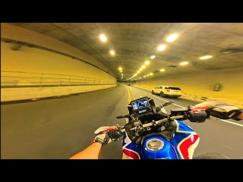 Thumbnail for AFRICA TWIN 1100 MAX ATTACK CLOSE CALL TOP SPEED by video, Robot, vide, video i