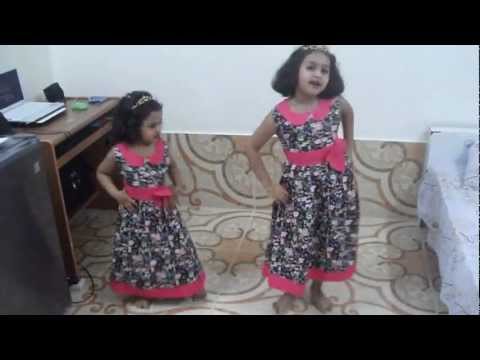 Asma & Juweriya Dance - DSCF1988.AVI