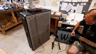 Video thumbnail for Fender 2x15 cab JBL D140F Speaker Bass soundcheck by Dreizehn Instruments