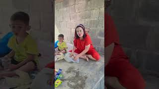 Download lagu Looking for Novie #sambilancuan #short mp3