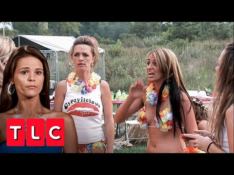 Fights and more fights at this gypsy party | Gypsy Sisters | TLC Latin America