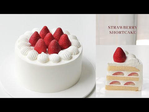 Strawberry Shortcake | สตรอเบอรี่ช็อตเค้ก | 딸기 케이크 | fluffy sponge cake | Japanese style