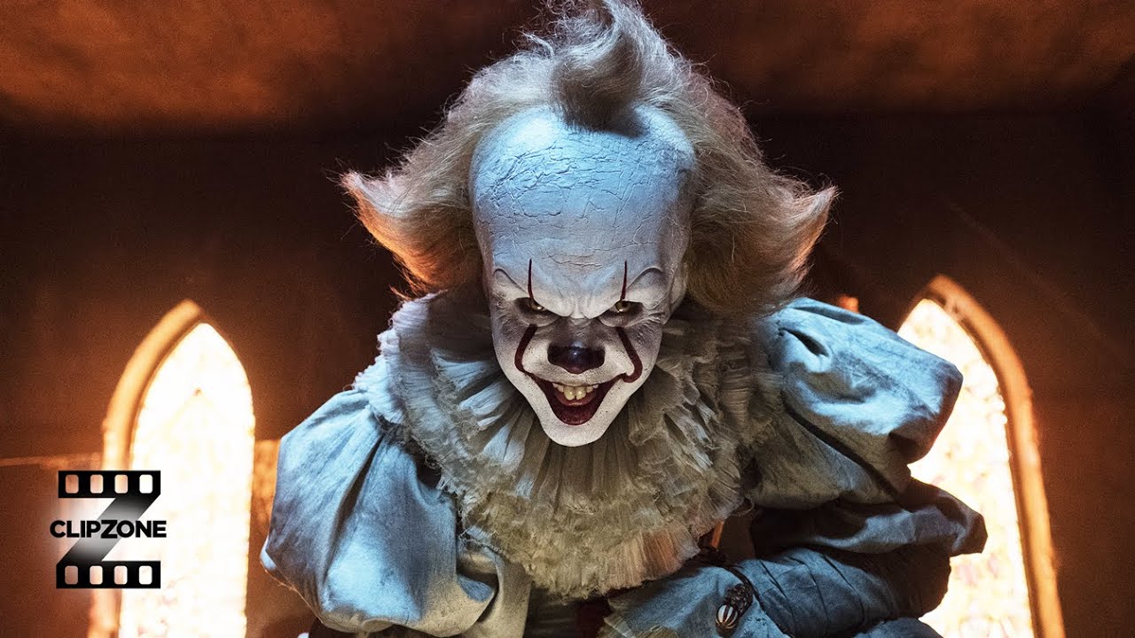 Pennywise Attacks in the Clown Room
