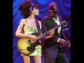 Tributo a Amy Winehouse- "You let me breathe ...