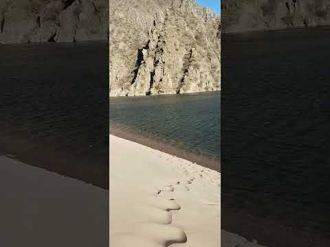 PLAYITAAA DE ARENAS FINAS Y AGUAS CRISTALINAS, LUJAN SAN LUIS.
