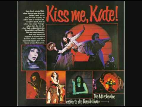 Kate Bush - Magician