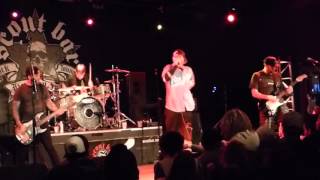 Guttermouth - I&#39;m Destroying the World → Do the Hustle (Houston 12.01.15) HD