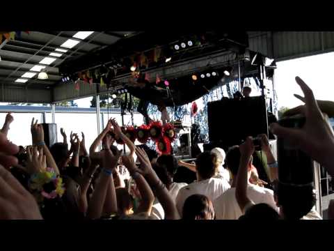 BAGRAIDERS @ STEREOSONIC 2009 MELBOURNE - SHOOTING STAR (HD 720P)