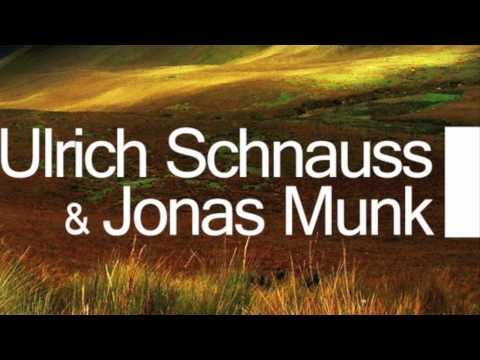 Ulrich Schnauss & Jonas Munk "Chasing Rainbows" (Pedigree cuts)