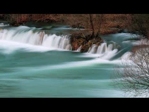 SELO MOJE KRAJ KARLOVCA GRADA - JOSIP ZORIC