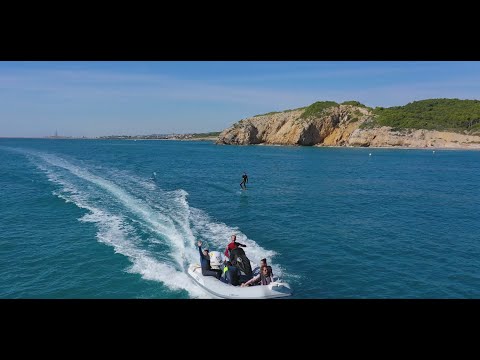 No wind no problem - Tow Foiling