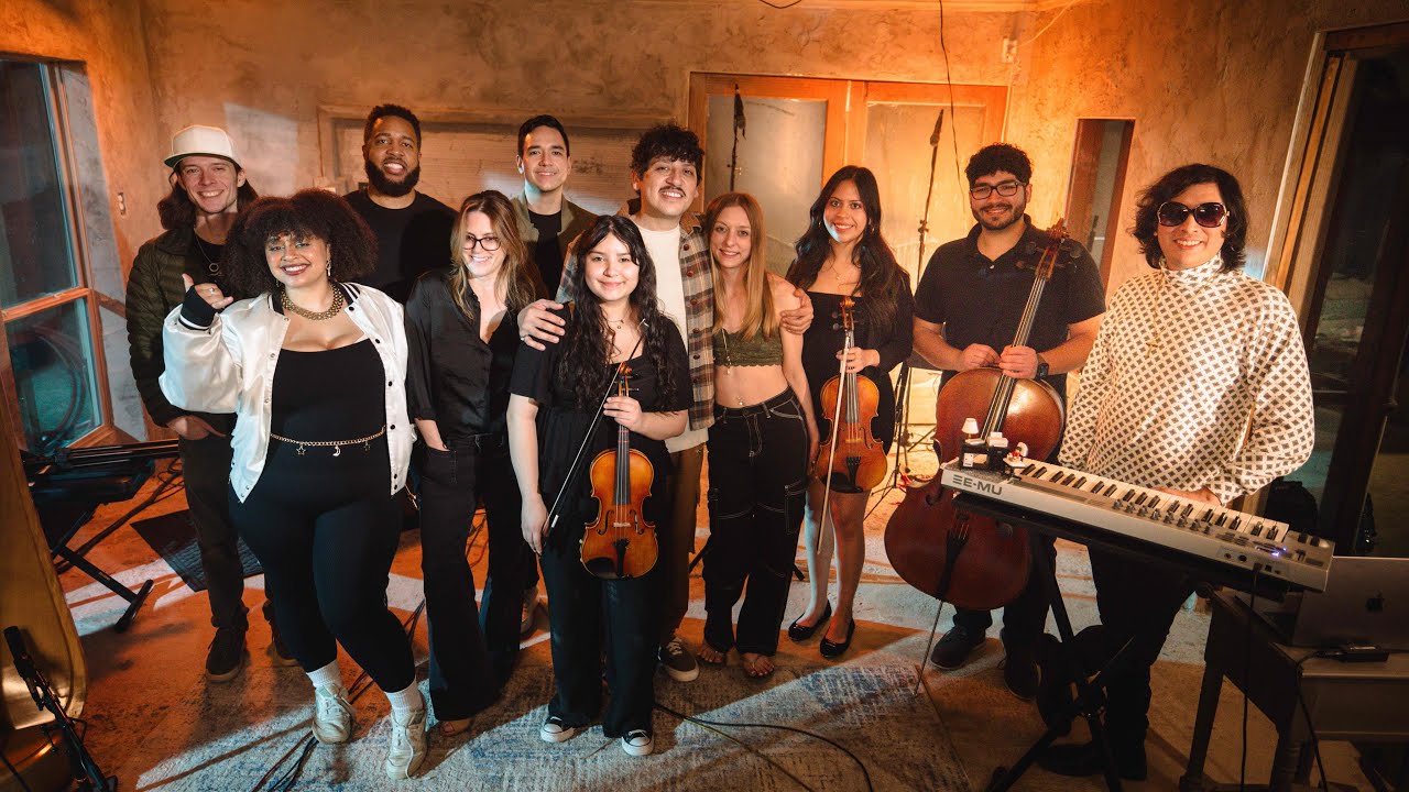 Promotional video thumbnail 1 for Simply Strings