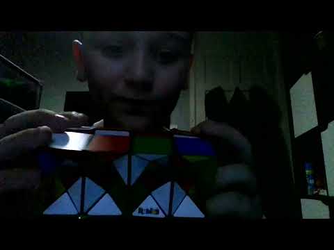 how to solve rubik's magic star