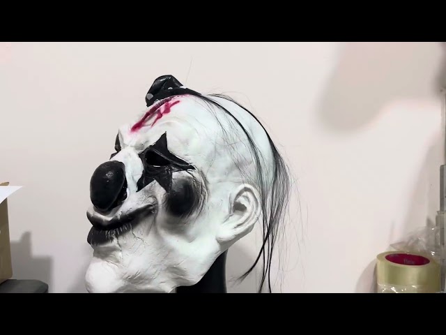 قناع المهرج