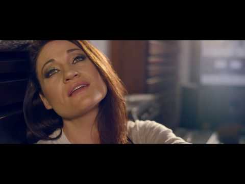 Nianell - Nou Begin Ons Weer Van Voor (Official Music Video)