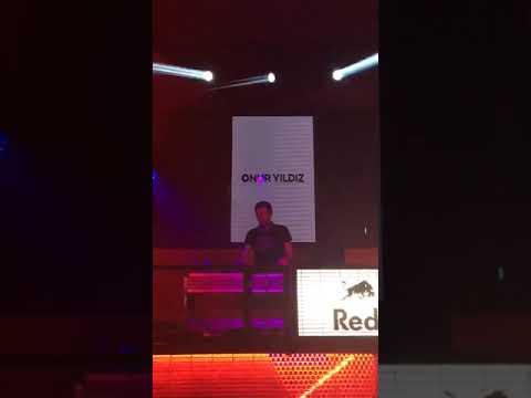 Onur Yildiz ~ Particles (Temple One Remix) [Live @ Sanat Performance Istanbul]