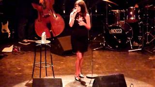 Nikki Yanofsky - Hear me talkin&#39; to ya (Ella Fitzgerald cover) @ La Cigale