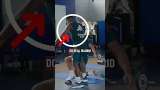 O presente que Carlos Espí recebeu no primeiro dia de Real Madrid chamou atenção!