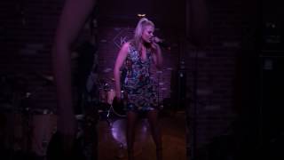 Lauren Alaina &#39;Queen of Hearts&#39; Kola House 1/31/17