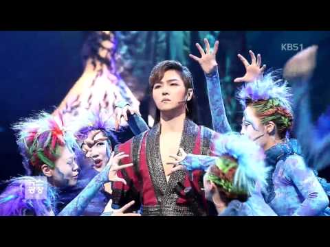 이미자 ‘노래 인생 57주년’ 가족 음악회