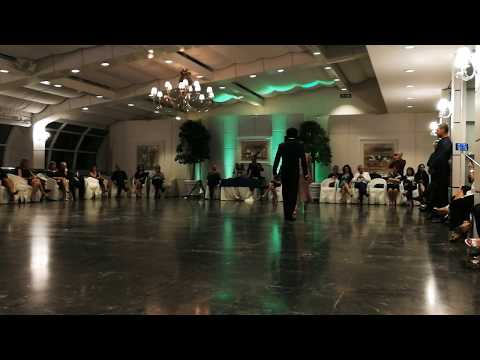 Yailet Suárez y Julio Álvarez. Tango "El Floreo" TangoBardo.