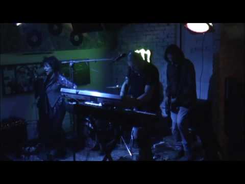 I can't stand the rain cover by Mad Bad Cats