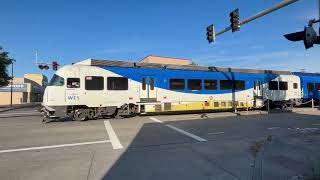 TriMet WES Commuter Rail Arriving at Beaverton Transit Center