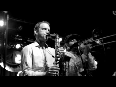 "Angihambe" - People's Champs feat. J. Hoard (Live at Brooklyn Bowl)