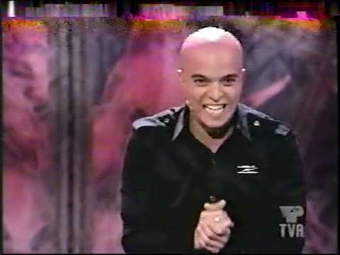 Les débuts de Rachid Badouri.  Présentateur : Louis-José Houde. ( numéro de stand-up )
