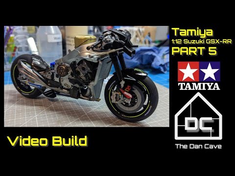 Tamiya 1:12 Suzuki GSX-RR Part 5 - Exhaust, Radiator and Forks