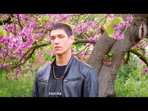 Aaron Unknown - U.n.k.n.o.w.n. Vibrations (prod. MaschineManTim)