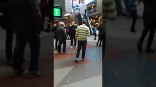بشارت کلام خداوند توسط انجمن مسیحیان ایرانی و افغانی Göteborg Brunnsparken 2018/04/06