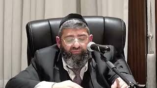 אל תדבר על שום יהודי - הרב אייל עמרמי (הרב אייל עמרמי) - התמונה מוצגת ישירות מתוך אתר האינטרנט יוטיוב. זכויות היוצרים בתמונה שייכות ליוצרה. קישור קרדיט למקור התוכן נמצא בתוך דף הסרטון