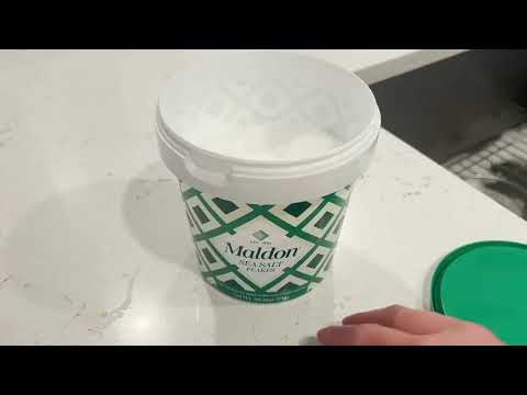 Maldon Sea Salt Flakes REVIEW - Perfect finishing salt and beyond