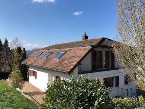 Vallelunga AG - Immobilien / Verkauf: Charmante Villa mit unverbaubarer Weitsicht in Füllinsdorf