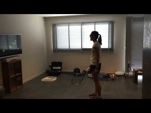 Tan Harmony performing NeuroTracker with dual-task tennis actions.