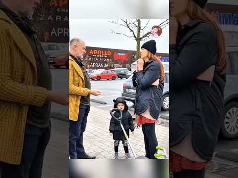 Người mẹ làm xước xe ô tô và cái kết cảm động