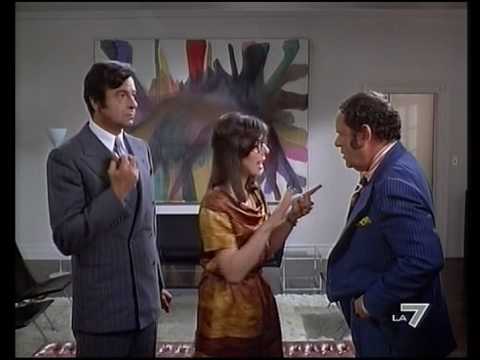 E' ricca, la sposo e l'ammazzo - Avvocato