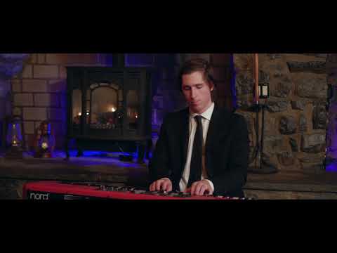 Louis Pettinelli Entertainment video.