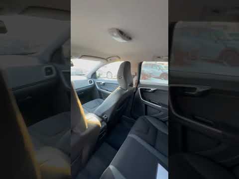 фото volvo v60 i 0