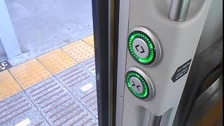 相鉄20000系　半自動ドア開閉