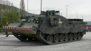 preview picture of video 'Militärentladung in Sondershausen am 03.05.2010'